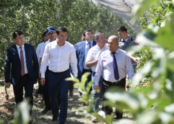 ДАРХАН САТЫБАЛДЫ ҚАЗЫҒҰРТ АУДАНЫНЫҢ КӘСІПКЕРЛЕРІМЕН КЕЗДЕСТІ