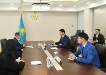 АҚСАҚАЛҒА ПРЕЗИДЕНТТІҢ ХАТЫ ТАПСЫРЫЛДЫ