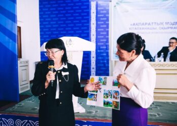 ТҮРКІСТАН: САУРАН АУДАНЫНДА ОБЛЫСТЫҚ КІТАПХАНАШЫЛАР СЛЕТІ ӨТТІ