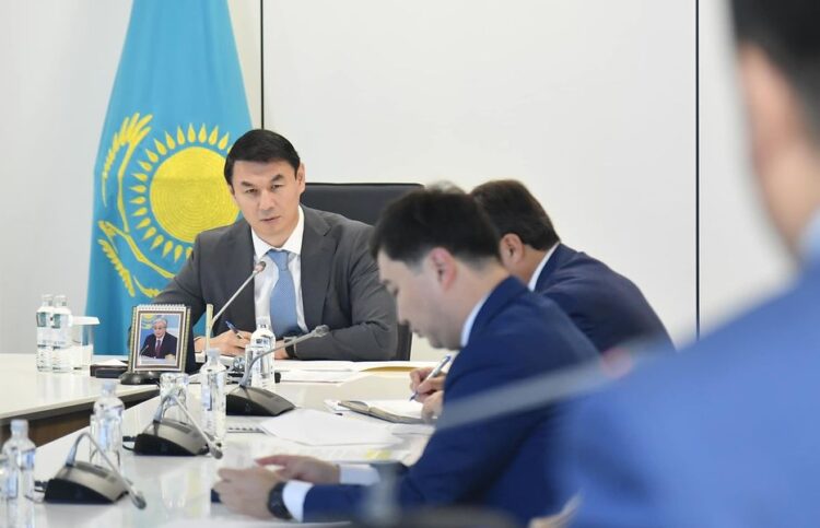 ТҮРКІСТАН: «АРПАӨЗЕН» ПЕТРОГЛИФТЕРІН ХАЛЫҚАРАЛЫҚ МӘДЕНИ МҰРАЛАР ТІЗІМІНЕ ЕНГІЗУ ЖҰМЫСТАРЫ ЖҮРГІЗІЛЕДІ