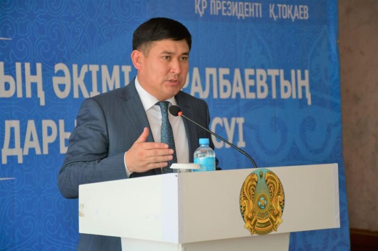 ORDABASY: ҚАРАҚҰМДАҒЫ «ҚҰРМАНБЕК» КАНАЛЫНА ТАЗАЛАУ ЖҰМЫСТАРЫ ЖҮРГІЗІЛЕДІ