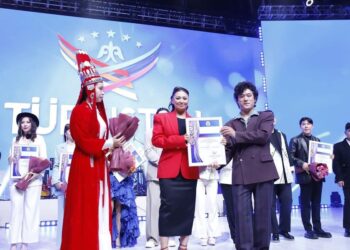 «ТҮРКІСТАН ДАУЫСЫ – 2023» БАЙҚАУЫНДА АБАЙ ОБЛЫСЫНЫҢ ӨНЕРПАЗЫ ЖЕҢІМПАЗ АТАНДЫ