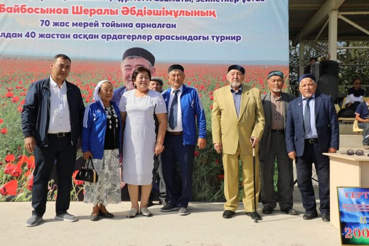 АРЫСТА ФУТБОЛДАН АРДАГЕРЛЕР АРАСЫНДА АШЫҚ ТУРНИР ӨТТІ