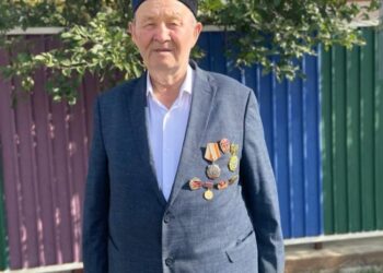 ОН ЖЕТІ ЖАСЫНДА АҒА ШОПАН АТАНҒАН