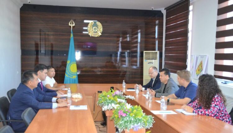 ЖЕТІСАЙ АУДАНЫНЫҢ ӘКІМІ АВСТРИЯЛЫҚ ИНВЕСТОРЛАРМЕН КЕЗДЕСТІ