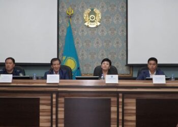 ТҮРКІСТАН: АҚПАРАТТЫҚ-НАСИХАТТЫҚ ТОП ӨКІЛДЕРІ БӘЙДІБЕК ЖӘНЕ СОЗАҚ АУДАНДАРЫНЫҢ ТҰРҒЫНДАРЫМЕН КЕЗДЕСТІ