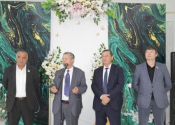 МАҚТААРАЛ: ҚАЗЫНАЛЫ ҚАРИЯЛАРҒА АУДАН ӘКІМІНІҢ АҚ ДАСТАРХАНЫ ЖАЙЫЛДЫ