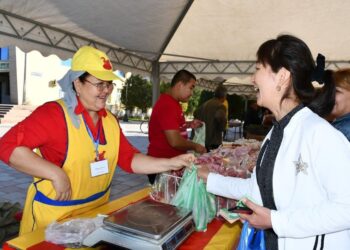 ТҮРКІСТАН: ОРДАБАСЫДА АУЫЛШАРУАШЫЛЫҚ ӨНІМДЕРІНІҢ ЖӘРМЕҢКЕСІ ӨТТІ