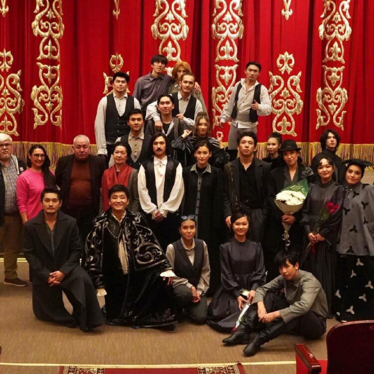 ТҮРКІСТАН МУЗЫКАЛЫҚ ДРАМА ТЕАТРЫ РЕСПУБЛИКАЛЫҚ ФЕСТИВАЛЬДЕ ҮЗДІКТЕР ҚАТАРЫНАН ТАБЫЛДЫ