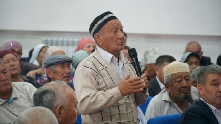 КЕЛЕС: ҚОШҚАРАТАДА ЕМХАНА ҚЫЗМЕТКЕРЛЕРІ ЖАҢА ҒИМАРАТҚА КӨШТІ