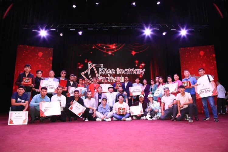 ХАЛЫҚАРАЛЫҚ КӨШЕ ТЕАТРЛАРЫ ФЕСТИВАЛІНЕ ҚАТЫСУШЫЛАР МАРАПАТТАЛДЫ