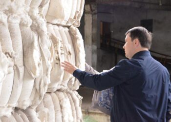 ОБЛЫС ӘКІМІНІҢ ОРЫНБАСАРЫ ЗАУЫТТАРДЫҢ ЖҰМЫСЫМЕН ТАНЫСТЫ