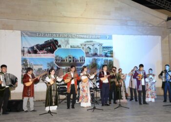 АРЫС ҚАЛАСЫ ӨНЕРПАЗДАРЫНЫҢ ОРДАБАСЫДА МӘДЕНИ КҮНДЕРІ ӨТТІ