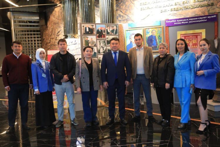 ТҮРКІСТАНДА БӘЙДІБЕК ЖӘНЕ ТӨЛЕБИ АУДАНДАРЫ МУЗЕЙІНІҢ КӨРМЕСІ ҚОЙЫЛДЫ