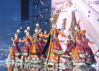 ТҮРКІСТАНДА «ЖАҢАРҒАН ЖЕР, БАҚ ҚОНҒАН ЕЛ –ТҮРКІСТАН!» МЕРЕКЕЛІК КОНЦЕРТІ ӨТТІ