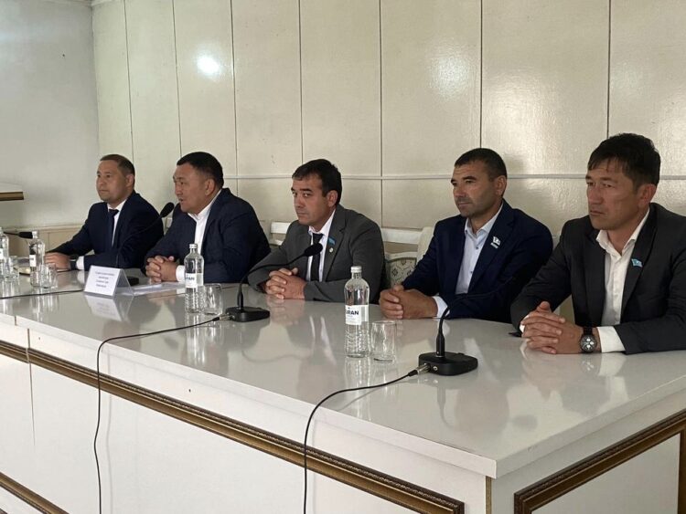 САУРАН: ЖАҢА ИҚАН МЕН ЕСКІ ИҚАН ТҰРҒЫНДАРЫНЫҢ ӨЗЕКТІ МӘСЕЛЕЛЕРІ ТЫҢДАЛДЫ