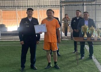 ТҮРКІСТАН: САРЫАҒАШТА ҚҰТҚАРУШЫЛАР КҮНІНЕ ОРАЙ ФУТБОЛДАН ЖАРЫС ӨТТІ