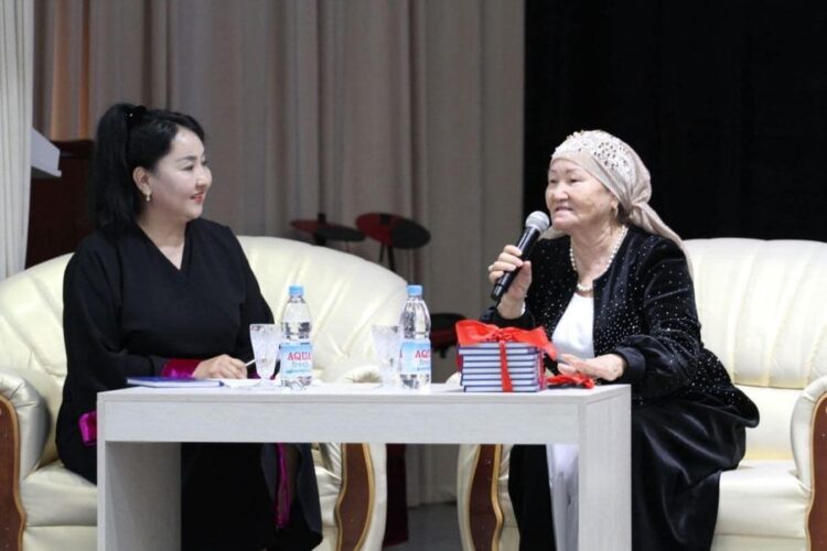 ЖЕТІСАЙ ҚАЛАСЫНДА МАҚТААРАЛ АУДАНЫНЫҢ МӘДЕНИ КҮНДЕРІ ӨТТІ