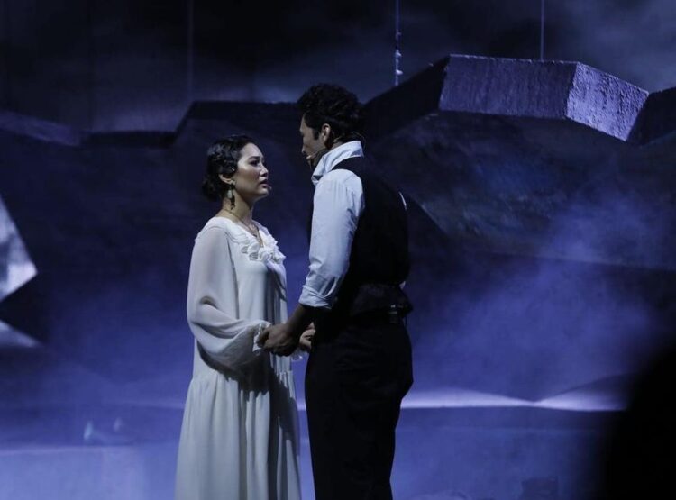 ТҮРКІСТАН ТЕАТРЫ РЕСПУБЛИКАЛЫҚ ФЕСТИВАЛЬДЕ ЕКІ НОМИНАЦИЯМЕН МАРАПАТТАЛДЫ