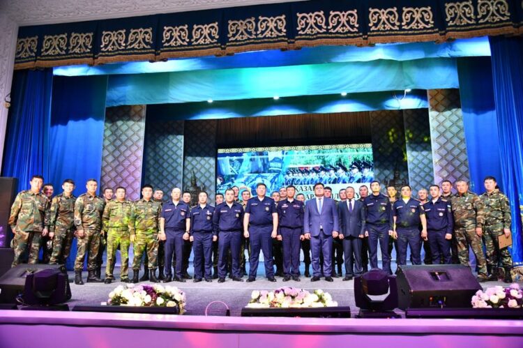 ОТЫРАР АУДАНЫНДА ҚҰТҚАРУШЫЛАР КҮНІ АТАЛЫП ӨТТІ