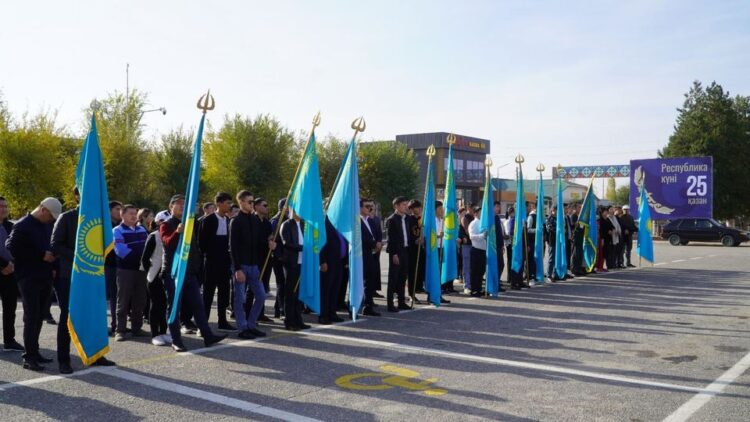 БӘЙДІБЕК: МЕМЛЕКЕТТІК ТУДЫ КӨТЕРУ РӘСІМІ ӨТТІ