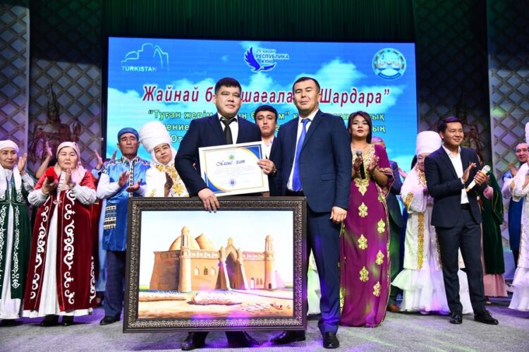 ОТЫРАР АУДАНЫНДА ШАРДАРА АУДАНЫНЫҢ МӘДЕНИЕТ КҮНДЕРІ ӨТТІ