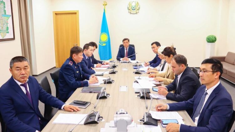 ТҮРКІСТАНДА КӘМЕЛЕТКЕ ТОЛМАҒАНДАРДЫҢ ҚҰҚЫҚТАРЫН ҚОРҒАУ ЖӨНІНДЕГІ КОМИССИЯНЫҢ КЕЗЕКТІ ОТЫРЫСЫ ӨТТІ