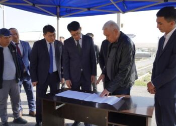 ТҮРКІСТАН: ЕЛДІ МЕКЕНДЕРДІ САПАЛЫ ИНТЕРНЕТПЕН ҚАМТУ ЖҰМЫСТАРЫ ОБЛЫС БАСШЫСЫНЫҢ БАҚЫЛАУЫНДА