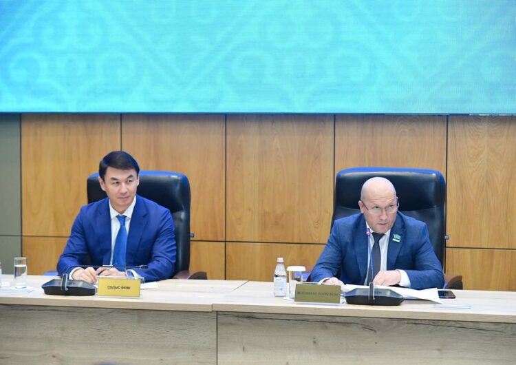 ТҮРКІСТАН ОБЛЫСТЫҚ МӘСЛИХАТЫНЫҢ КЕЗЕКТЕН ТЫС АЛТЫНШЫ СЕССИЯСЫНДА МАҢЫЗДЫ МӘСЕЛЕЛЕР ҚАРАЛДЫ