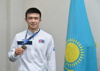 ТҮРКІСТАНДЫҚ БАЛУАН АСЫЛЖАН ЕСЕНГЕЛДІ – ӘЛЕМ ЧЕМПИОНАТЫНЫҢ КҮМІС ЖҮЛДЕГЕРІ