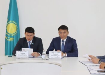 САУРАНДА МӘСЛИХАТТЫҢ КЕЗЕКТЕН ТЫС IV СЕССИЯСЫ ӨТТІ