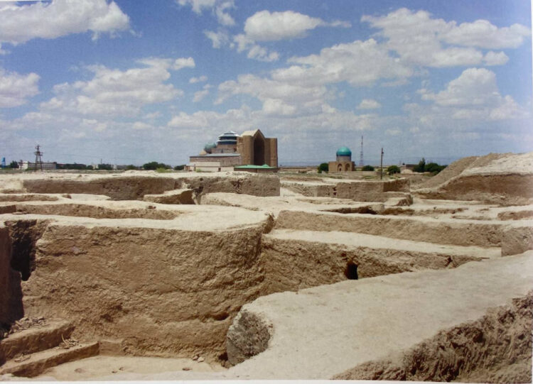 Түркістанның мәдени ескерткіштері