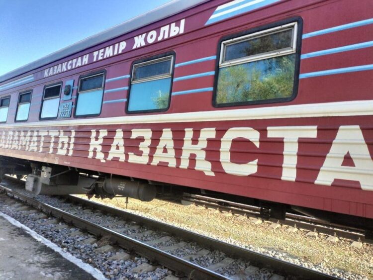 ТҮРКІСТАН: САУРАНДЫҚТАР «САЛАМАТТЫ ҚАЗАҚСТАН» МЕДИЦИНАЛЫҚ ПОЙЫЗЫНЫҢ ҚЫЗМЕТІН ПАЙДАЛАНДЫ