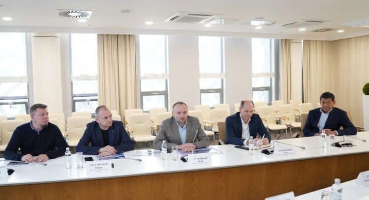 ТҮРКІСТАНДА ТОҢАЗЫТҚЫШТАР МЕН МҰЗДАТҚЫШТАР ШЫҒАРАТЫН ЗАУЫТ САЛУ БОЙЫНША КЕЛІССӨЗДЕР ЖҮРГІЗІЛДІ