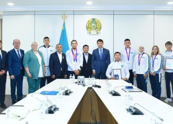 ДАРХАН САТЫБАЛДЫ ЖАЗҒЫ АЗИЯ ОЙЫНДАРЫНЫҢ ЖҮЛДЕГЕРЛЕРІН МАРАПАТТАДЫ