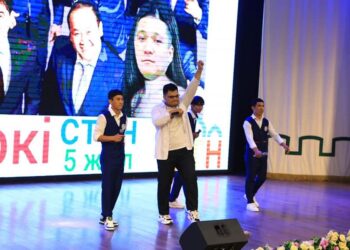 ЖАЛЫНДЫ ЖАСТАР — ТҮРКІСТАНДА