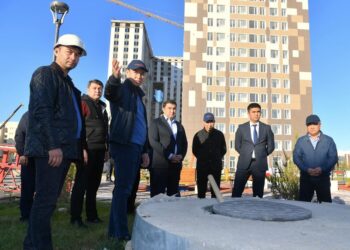 ДАРХАН САТЫБАЛДЫ МЕРДІГЕРЛЕРДІҢ ЖҰМЫСЫН ҚАТАҢ СЫНҒА АЛДЫ