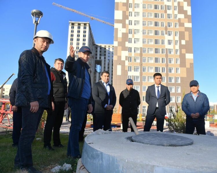 ДАРХАН САТЫБАЛДЫ МЕРДІГЕРЛЕРДІҢ ЖҰМЫСЫН ҚАТАҢ СЫНҒА АЛДЫ