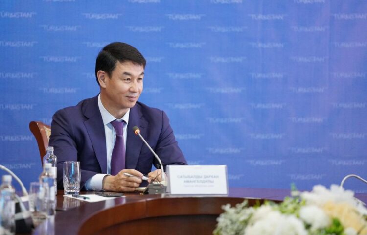 ДАРХАН САТЫБАЛДЫ: «ТҮРКІСТАН ӨҢІРІН КӘСІПКЕРЛІК ОРТАЛЫҒЫНА АЙНАЛДЫРУҒА МҮМКІНДІК МОЛ»