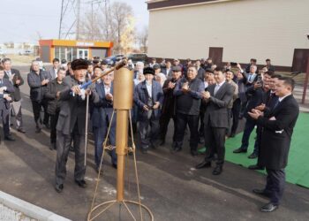 ТҮРКІСТАН ОБЛЫСЫНДА 8 МЫҢҒА ЖУЫҚ ТҰРҒЫНДЫ ГАЗБЕН ҚАМТИТЫН НЫСАН ПАЙДАЛАНУҒА ТАПСЫРЫЛДЫ