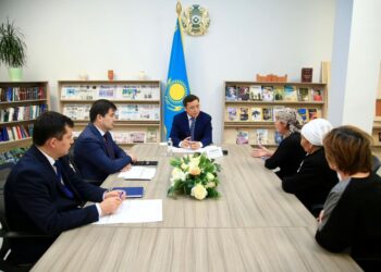 «АШЫҚ ӘКІМДІКТЕ» ТҰРҒЫНДАРДЫҢ ӨТІНІШТЕРІ ТЫНДАЛДЫ