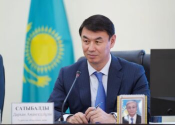 ДАРХАН САТЫБАЛДЫ ОТЫРАР АУДАНЫН ДАМЫТУ ЖҰМЫСТАРЫН ЖАНДАНДЫРУДЫ ТАПСЫРДЫ