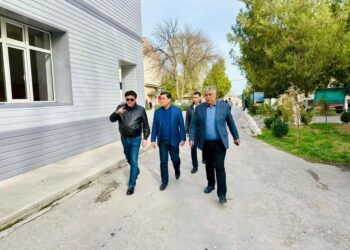 ОБЛЫС ӘКІМІНІҢ ОРЫНБАСАРЫ САЙРАМДАҒЫ ӘЛЕУМЕТТІК НЫСАНДАРДЫҢ ЖАЙ-КҮЙІМЕН ТАНЫСТЫ