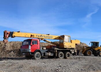 ТҮРКІСТАН: ТӨЛЕБИДЕ СПОРТ КЕШЕНІ МЕН МЕКТЕП БОЙ КӨТЕРУДЕ