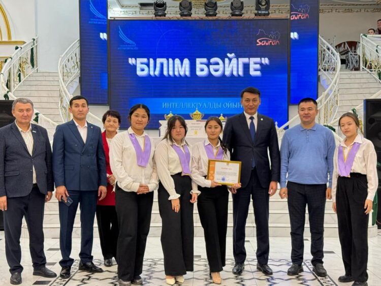 САУРАН АУДАНЫНДА «БІЛІМ БӘЙГЕ» ИНТЕЛЛЕКТУАЛДЫҚ САЙЫСЫ ӨТТІ