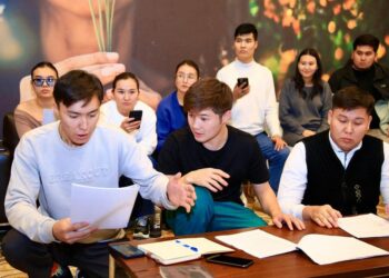 ТҮРКІСТАНДЫҚ «JANA LEP!» ӨНЕР ҰЖЫМЫ ЖАҢА МЮЗИКЛГЕ ДАЙЫНДЫҚТЫ БАСТАДЫ