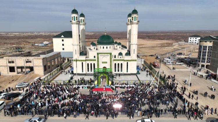 ТҮРКІСТАН: АРЫСТА СӘНІ МЕН СӘУЛЕТІ ЖАРАСҚАН ЗӘУЛІМ МЕШІТ АШЫЛДЫ