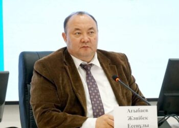 ТҮРКІСТАН: КЕЛЕСТЕ 15 МЫҢҒА ЖУЫҚ КҮЗДІК КӨШЕТ ОТЫРҒЫЗЫЛДЫ