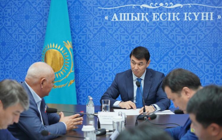 ДАРХАН САТЫБАЛДЫ САЙРАМ АУДАНЫ ТҰРҒЫНДАРЫНЫҢ МӘСЕЛЕЛЕРІ МЕН ҰСЫНЫСТАРЫН ТЫҢДАДЫ