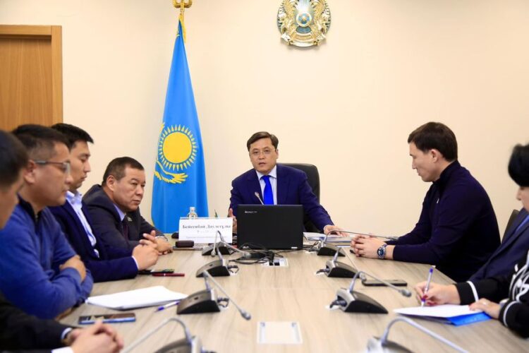 ТҮРКІСТАН ОБЛЫСЫНДА МЕКТЕП ТАПШЫЛЫҒЫН ЖОЮҒА КӘСІПКЕРЛЕР ДЕ АТСАЛЫСАДЫ